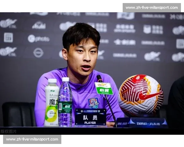 巴顿时隔四年重返国足!边路多面手或成佩家军战术奇兵 巴顿时隔四年重返国足!边路多面手或成佩家军战术奇兵